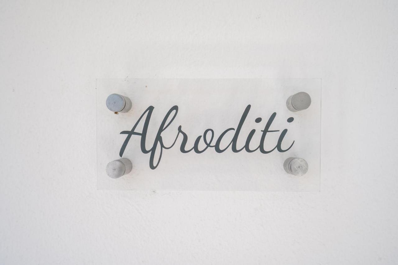 Celestial Seaview Apartments - Afroditi Naxos City エクステリア 写真